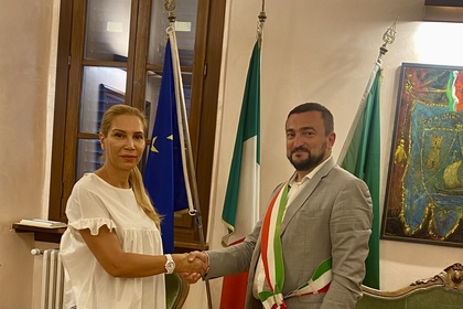 Среща на генералния консул в Милано с кмета на Белано